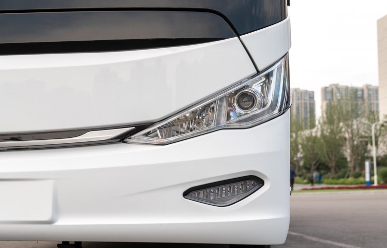 YUTONG ZK6947H: компактный автобус с просторным салоном