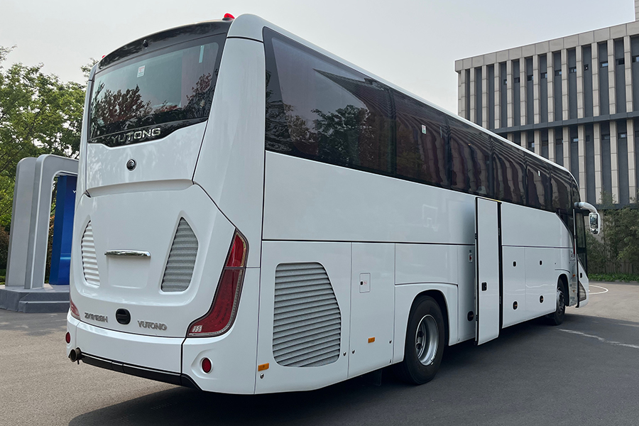 Рестайлинг модели YUTONG 6128