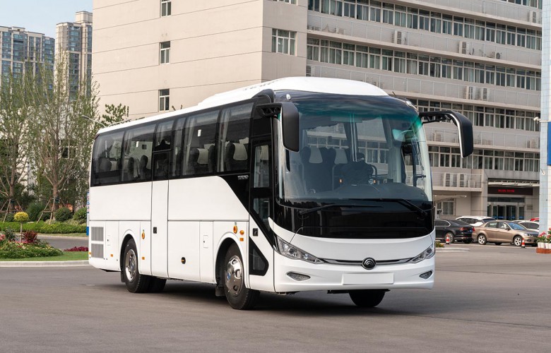 YUTONG ZK6947H: компактный автобус с просторным салоном