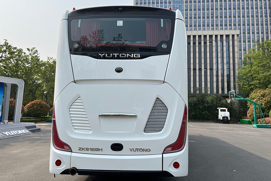 Рестайлинг модели YUTONG 6128
