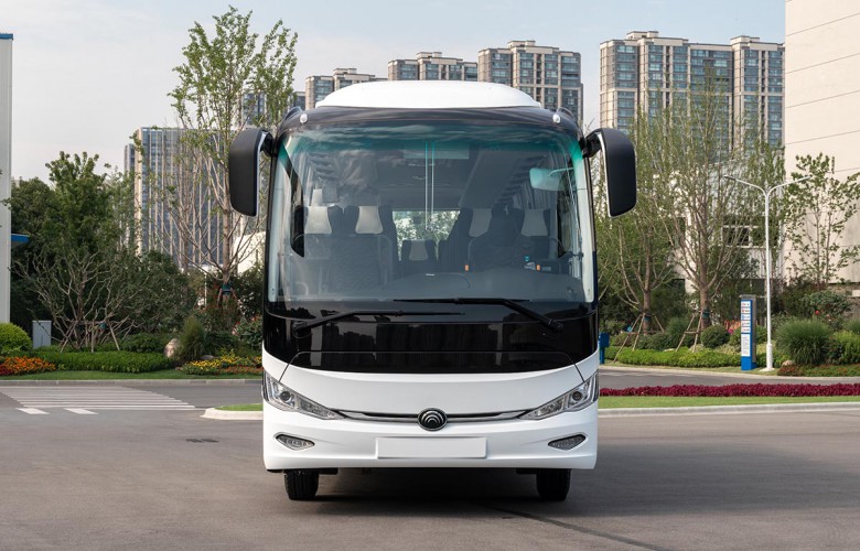 YUTONG ZK6947H: компактный автобус с просторным салоном