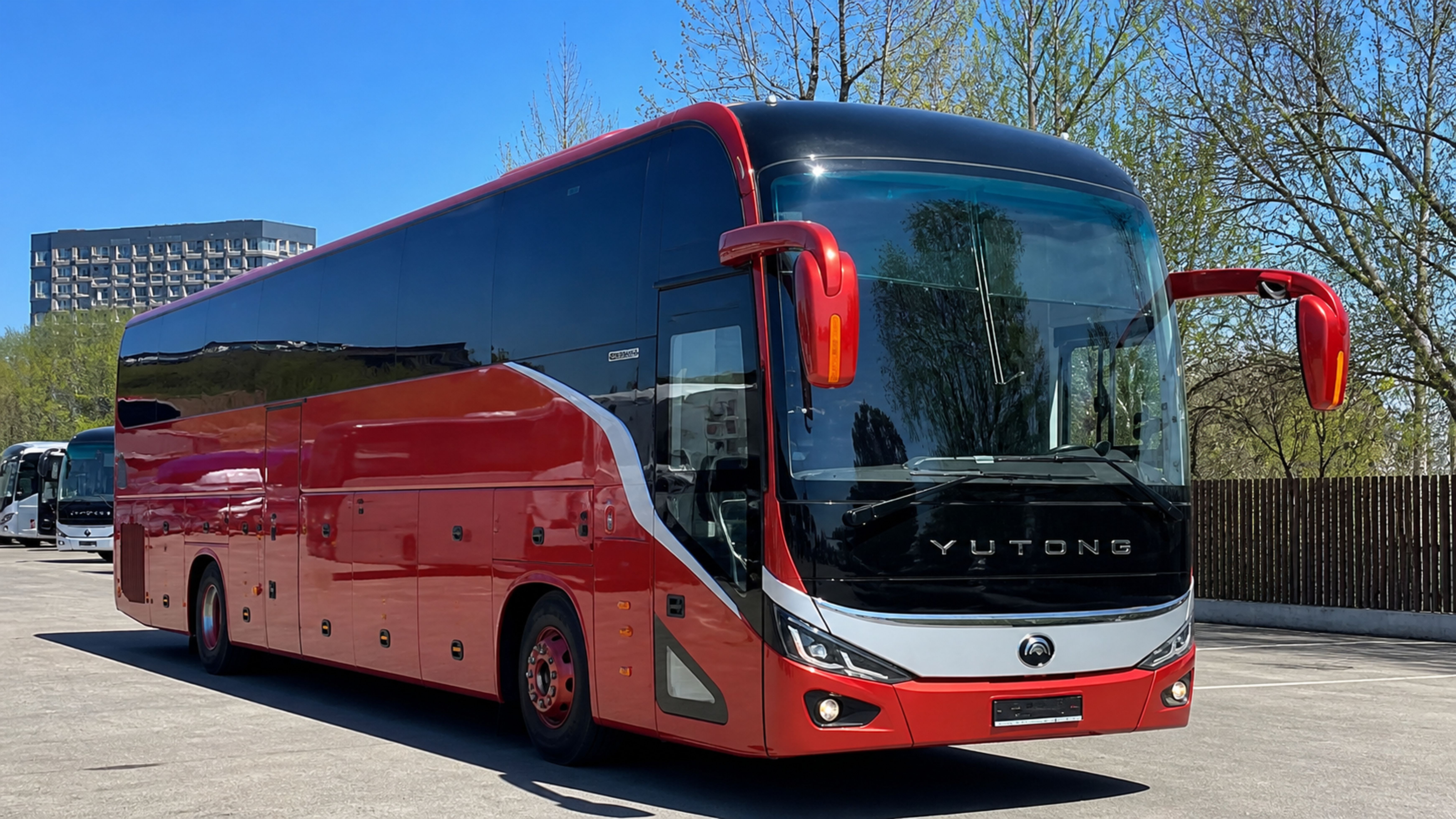 Поставка автобуса Yutong C12PRO для перевозки детей
