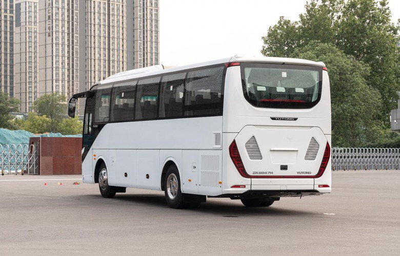 YUTONG ZK6947H: компактный автобус с просторным салоном