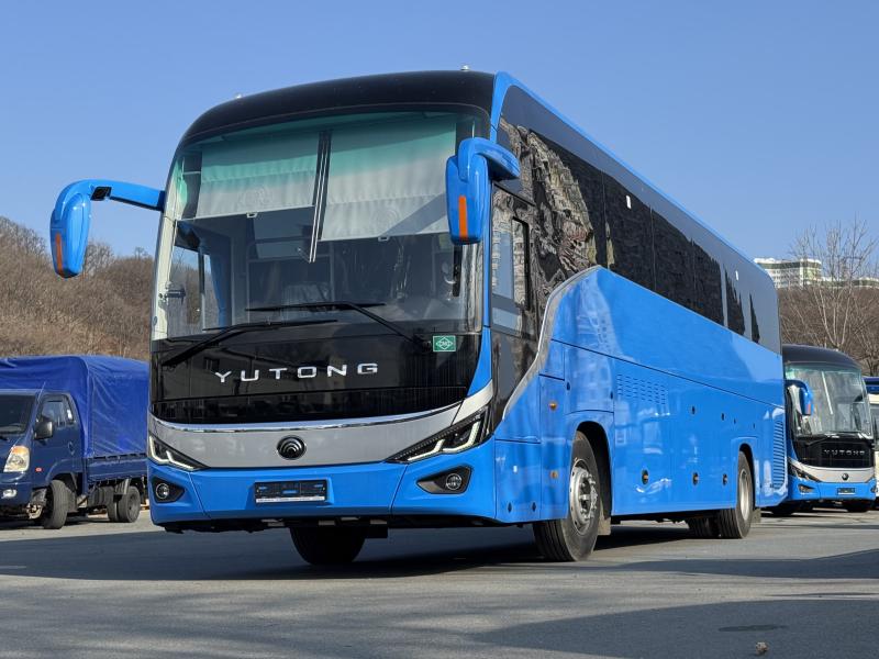 Газовые туристические автобусы на Сахалин ZK6128HN (CNG)