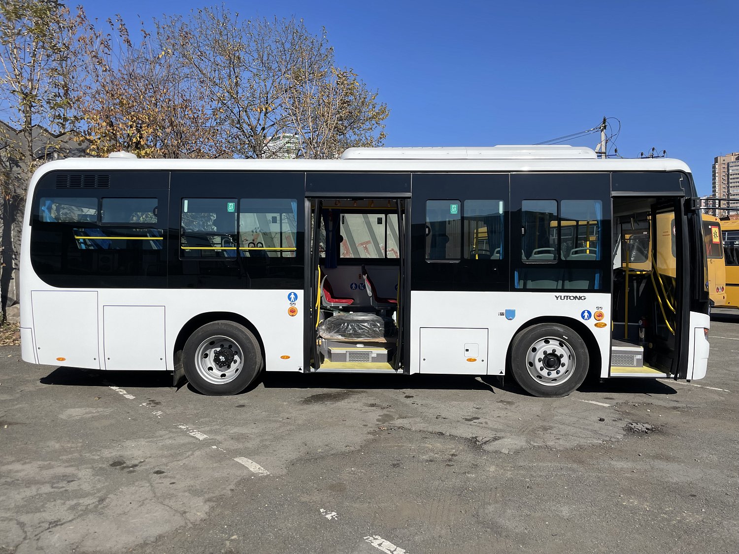 Городской автобус YUTONG ZK6852