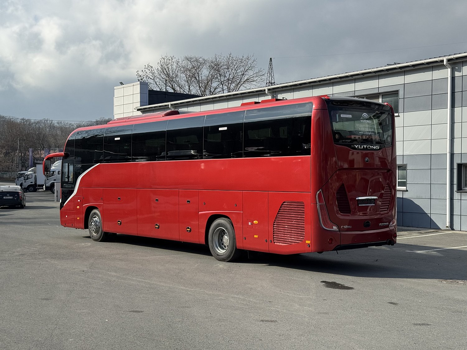 Еще один Yutong C12PRO отправляется к заказчику (ZK6128H)