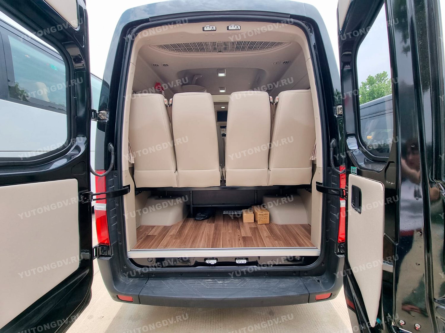 Микроавтобус Yutong ZK6600DQ (V6)